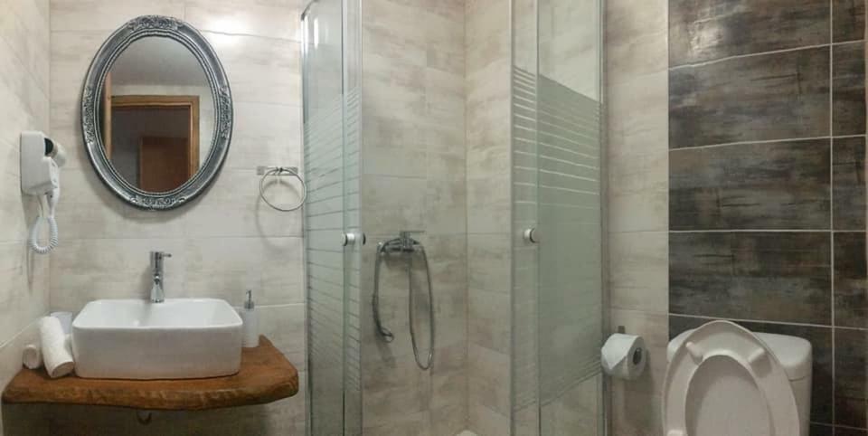 Almira - Rooms To Let Νέα Ρόδα Εξωτερικό φωτογραφία